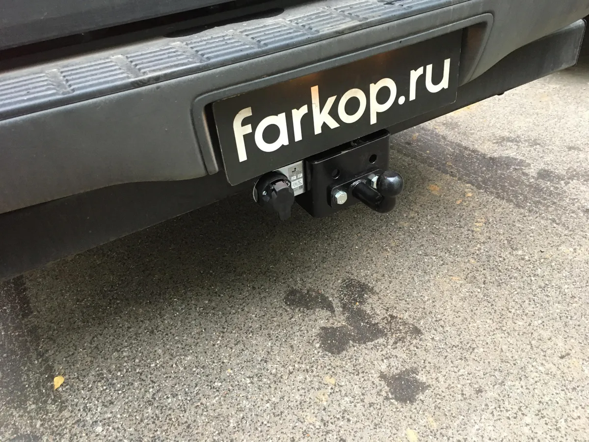 Фаркоп Лидер Плюс для Toyota Hilux 2010-2015 T114-FC в Новосибирск Фаркоп Лидер Плюс для Toyota Hilux 2010-2015 T114-FC в Новосибирск