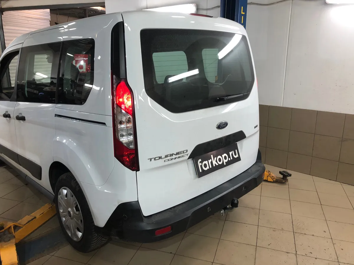 Фаркоп Galia для Ford Tourneo Connect 2014-2022 F129A в Новосибирск