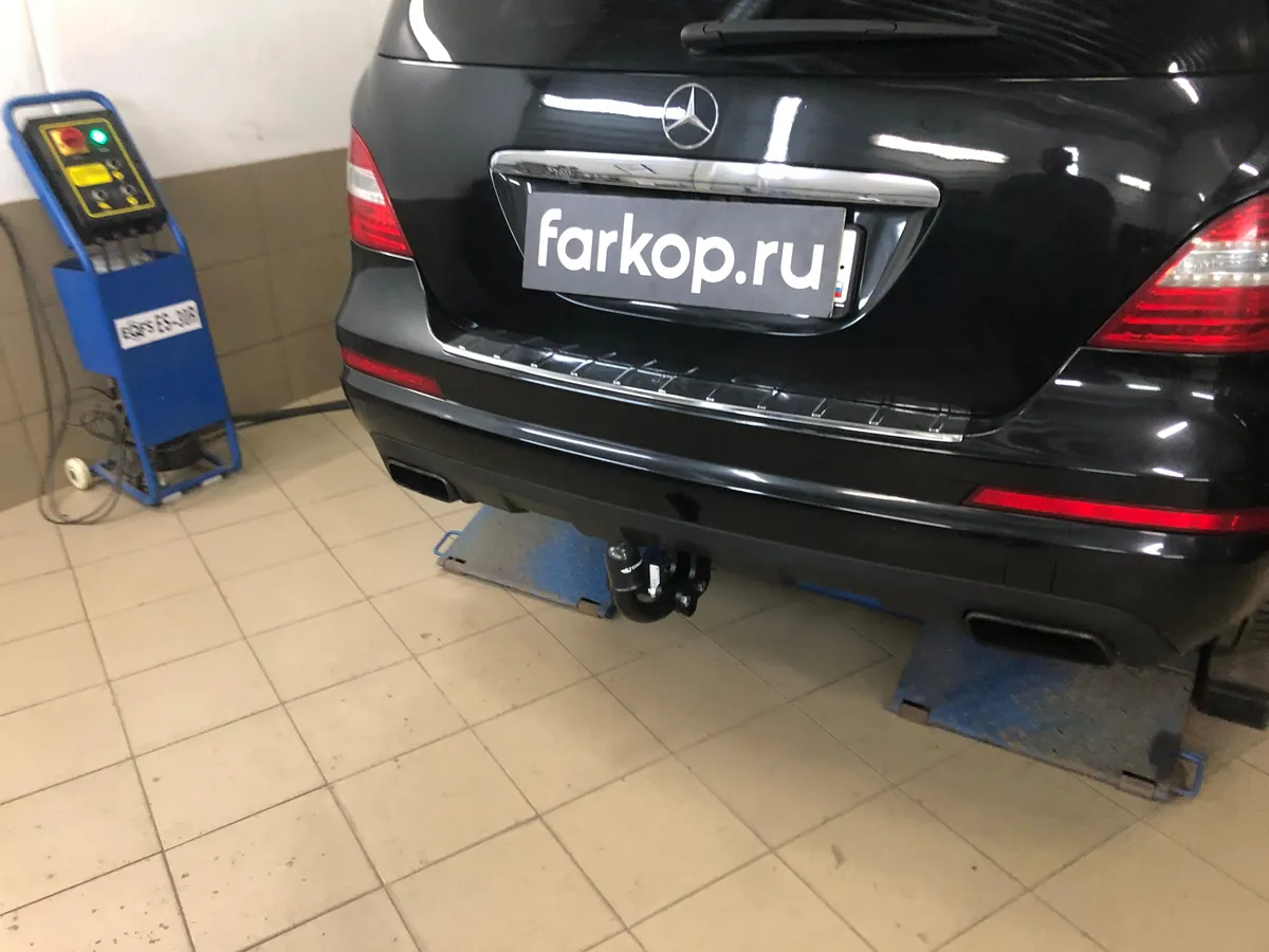 Фаркоп Steinhof для Mercedes R-class 2006-2017 Арт. M-146 M-146 в Новосибирск