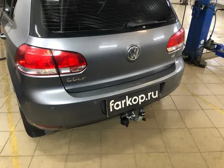 Фаркоп Galia для Volkswagen Golf 2008-2013 A038C в Новосибирск