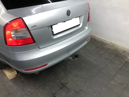 Фаркоп Galia для Skoda Octavia (лифтбек, универсал, вкл. Scout) 2005-2013 S086C в Новосибирск
