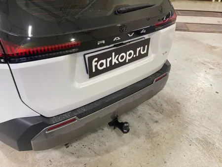Фаркоп Berg для Toyota RAV4 2025- F.5717.002 в Новосибирск