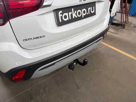Фаркоп Berg для Mitsubishi Outlander 2012-2022 Арт. F.4013.001 F.4013.001 в Новосибирск