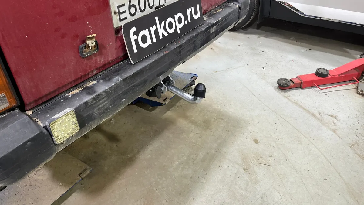 Фаркоп Galia для Jeep Cherokee 1997-2001 J005A в Новосибирск