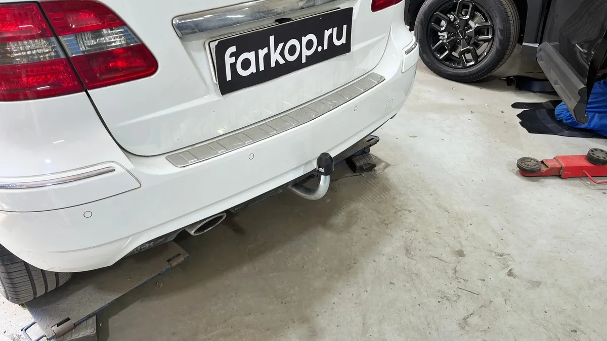 Фаркоп Galia для Mercedes B-class 2005-2011 M113A в Новосибирск Фаркоп Galia для Mercedes B-class 2005-2011 M113A в Новосибирск