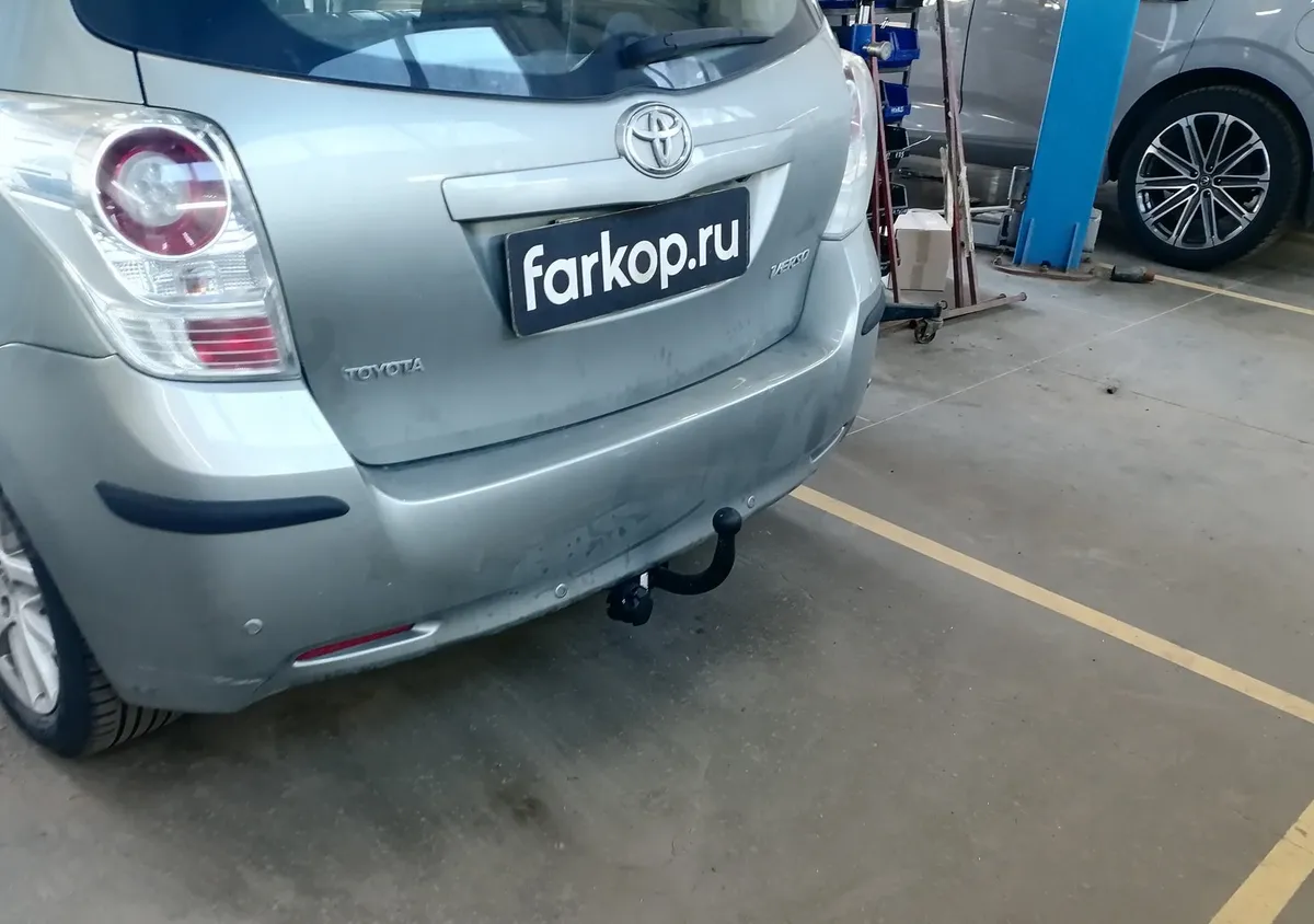 Фаркоп Steinhof для Toyota Verso 2009-2012 Арт. T-210 T-210 в Новосибирск