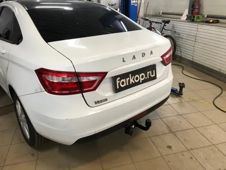 Фаркоп Berg для Lada Vesta (вкл. Cross) 2015-2022 Арт. F.6012.003 F.6012.003 в Новосибирск