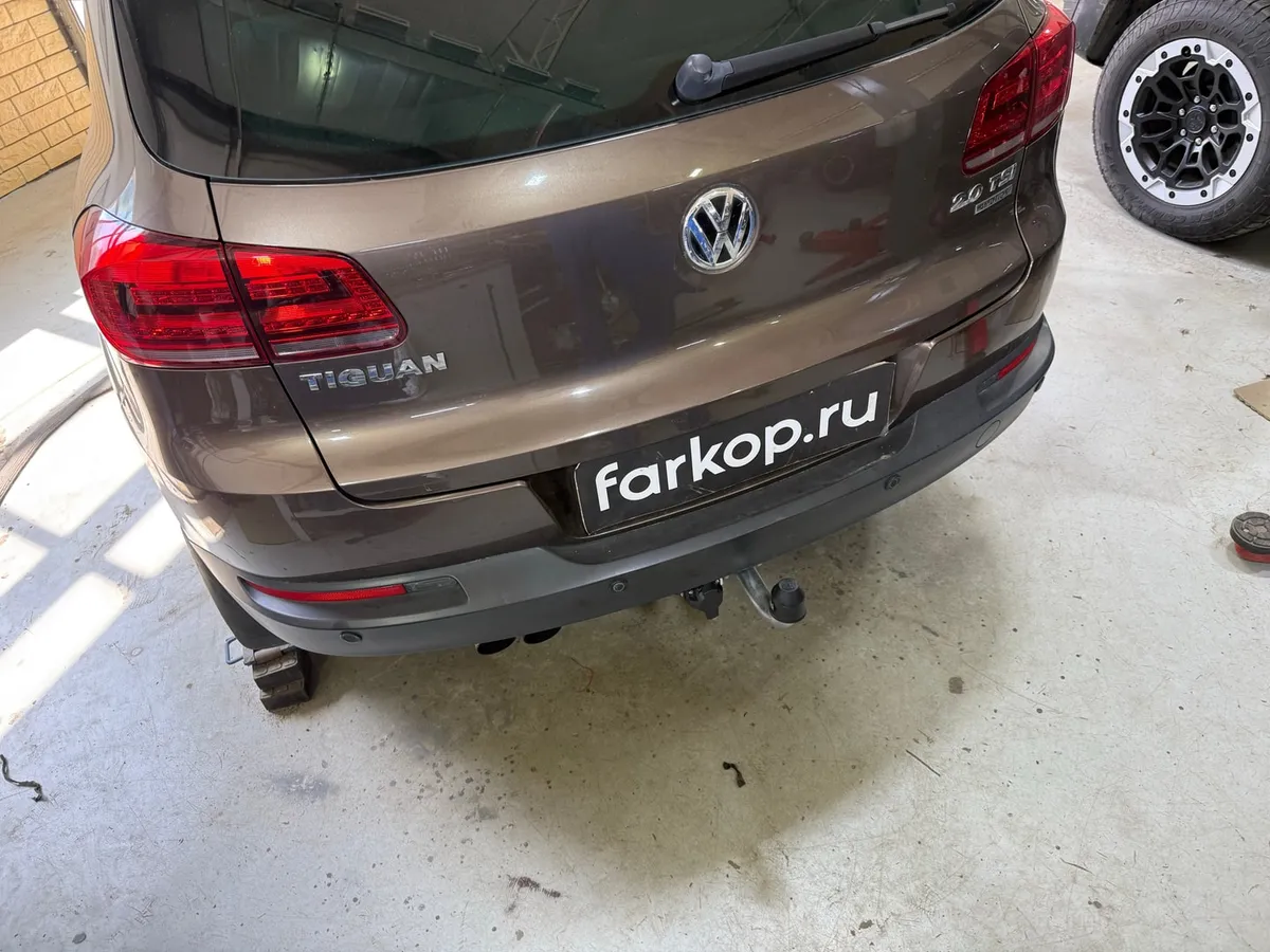 Фаркоп Galia для Volkswagen Tiguan 2007-2016 V069A в Новосибирск Фаркоп Galia для Volkswagen Tiguan 2007-2016 V069A в Новосибирск