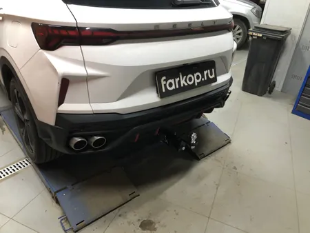 Фаркоп TowRus для Geely Coolray 2020- 299413 в Новосибирск