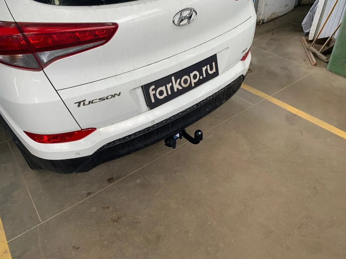 Фаркоп Berg для Hyundai Tucson 2015-2018 F.2811.001 в Новосибирск Фаркоп Berg для Hyundai Tucson 2015-2018 F.2811.001 в Новосибирск