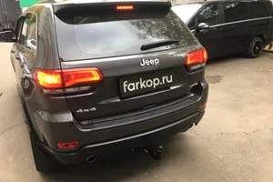 Установили фаркоп Steinhof для Jeep Grand Cherokee 2019 г.
