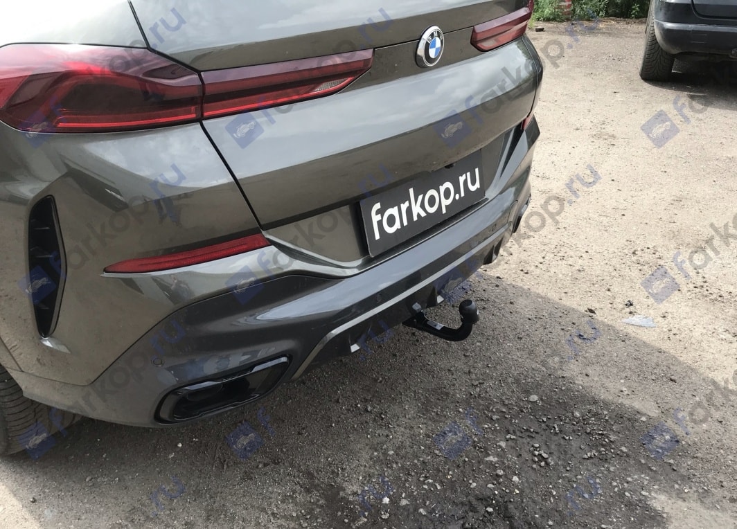 Установили фаркоп Oris для BMW X6 2020 г.