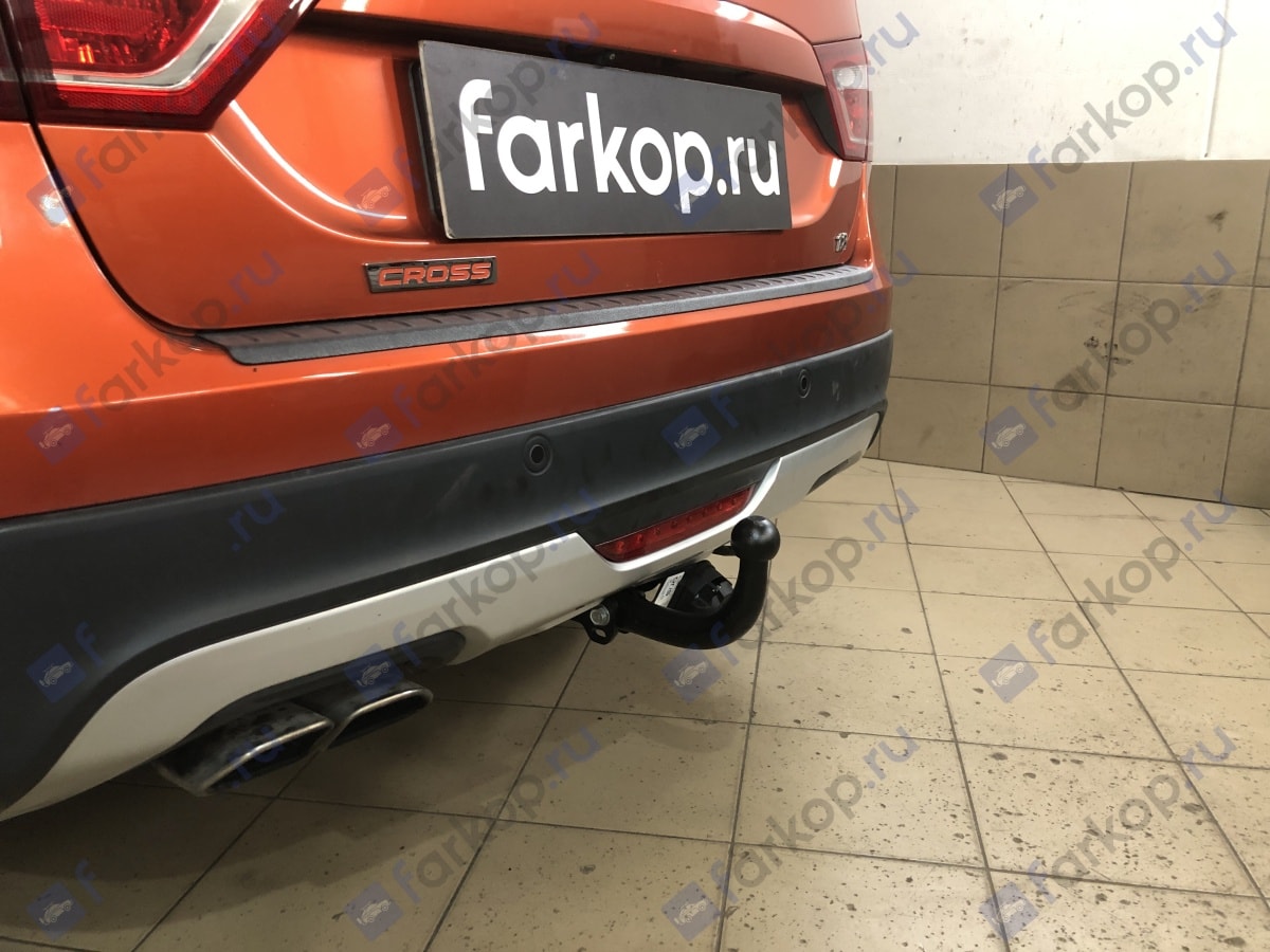 Установили фаркоп Oris для Lada Vesta SW Cross 2019 г.в.