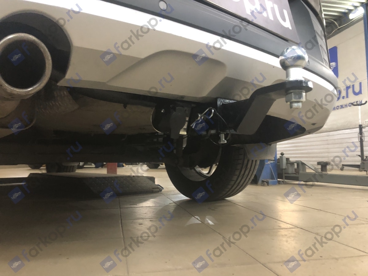Установили фаркоп Лидер Плюс для Renault Arkana 2019 г.в.
