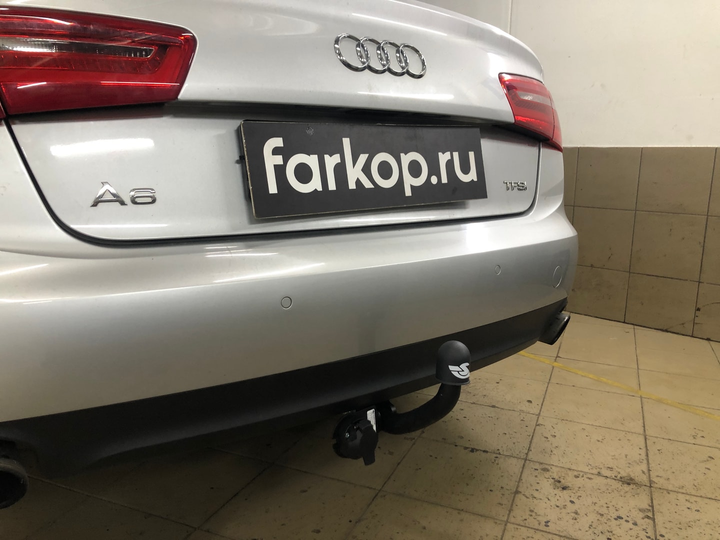 Установили фаркоп Steinhof для Audi A6 2011-2018 г. в. Установили фаркоп Steinhof для Audi A6 2011-2018 г. в.
